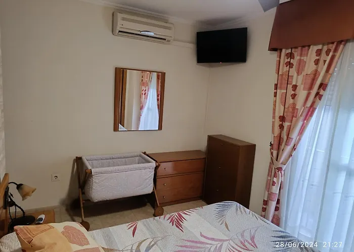 Apartamento Villa Ines Parking Y Wifi Gratis
